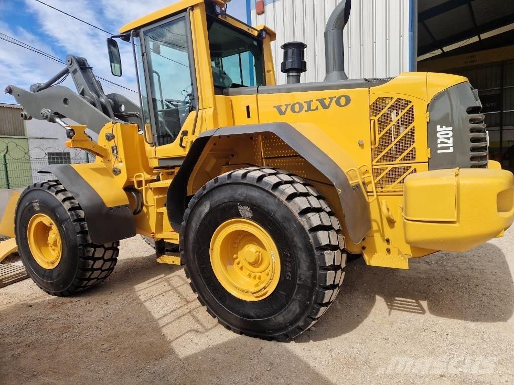 Volvo L 120 F Kolesové nakladače