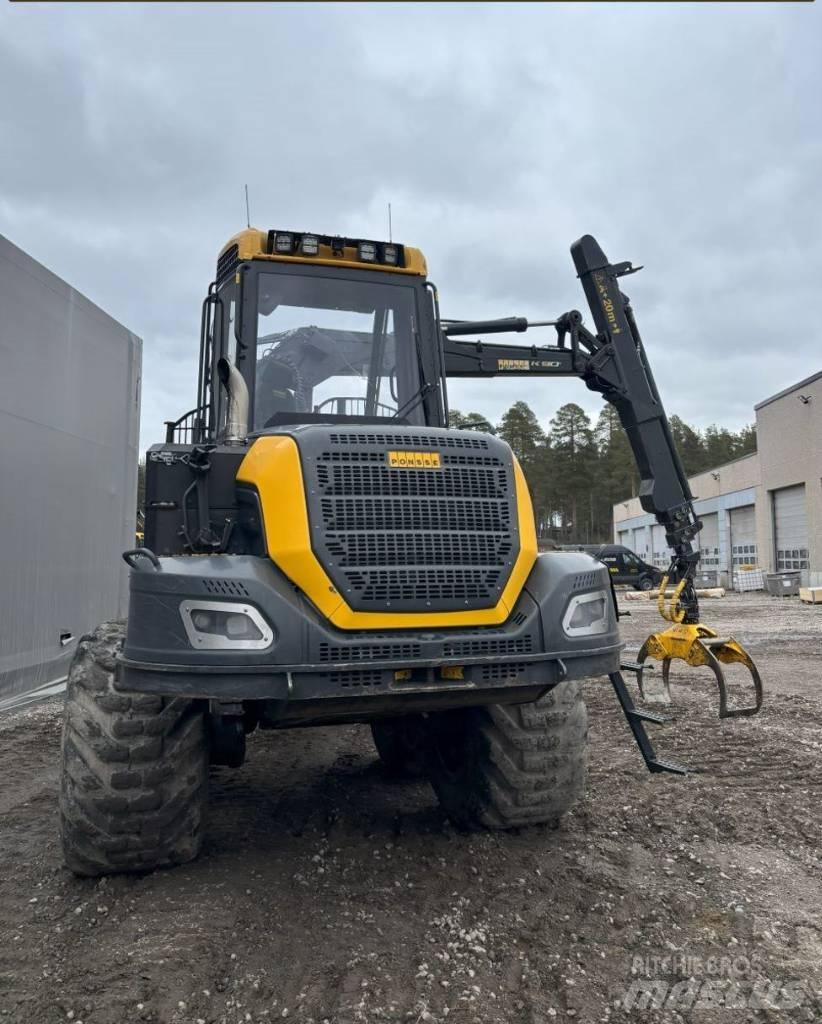 Ponsse BUFFALO AF 8W Lesné traktory