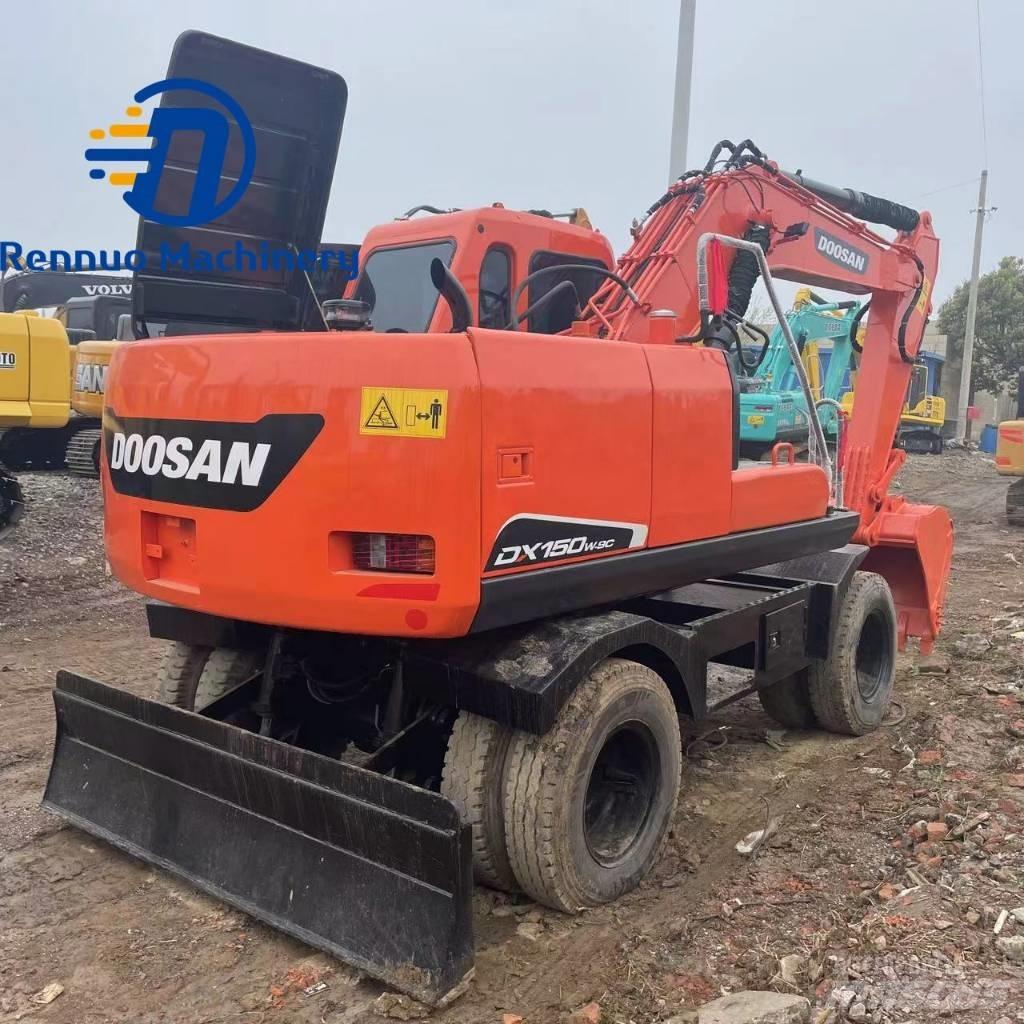 Doosan DX150W-7 Kolesové rýpadlá