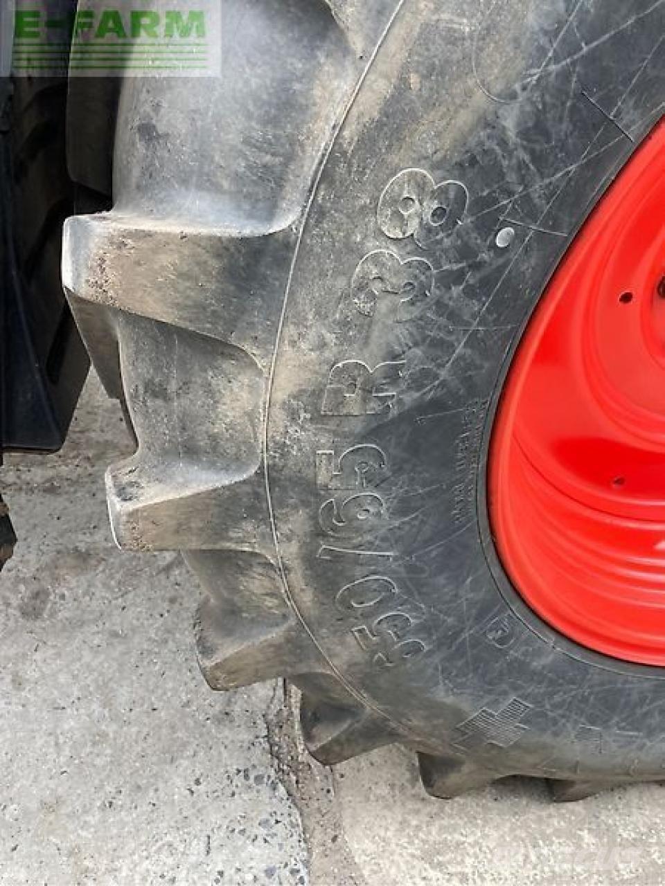 CLAAS arion 610 Traktory