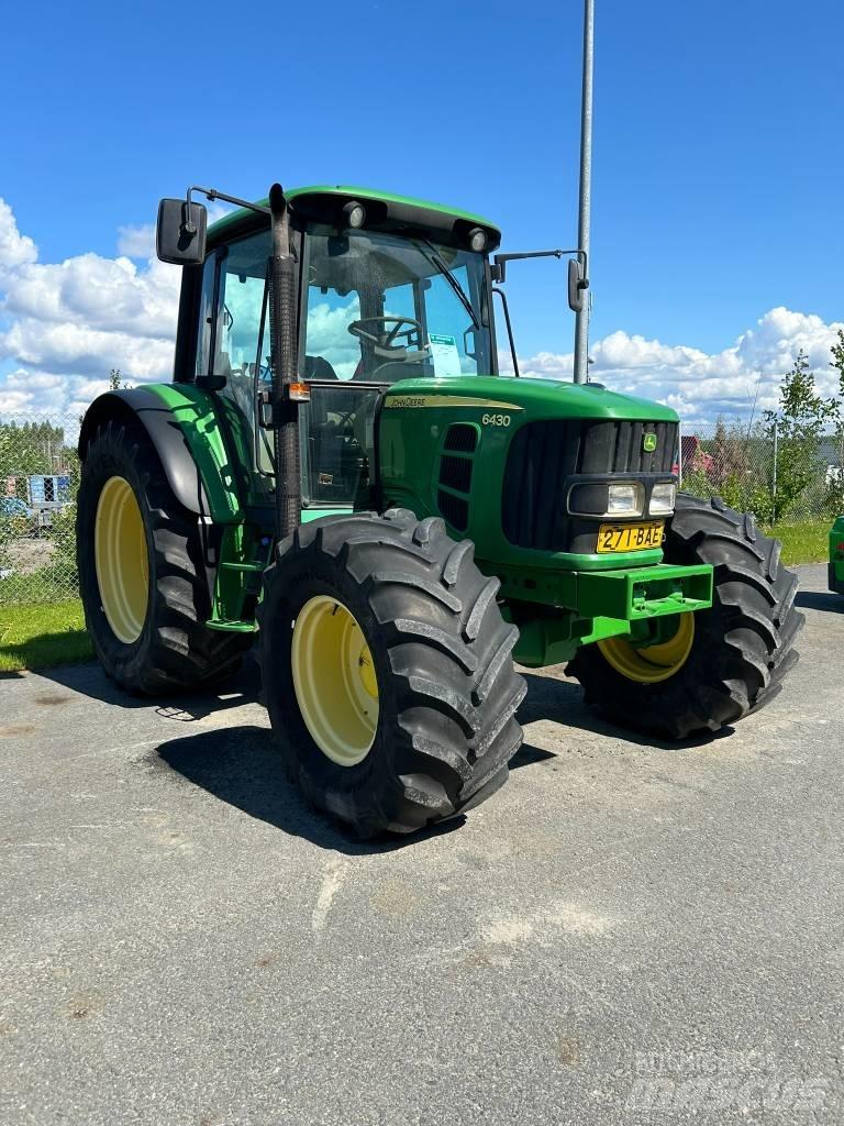 John Deere 6430 STD Traktory