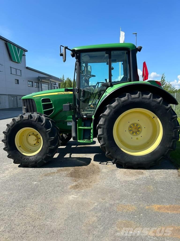 John Deere 6430 STD Traktory