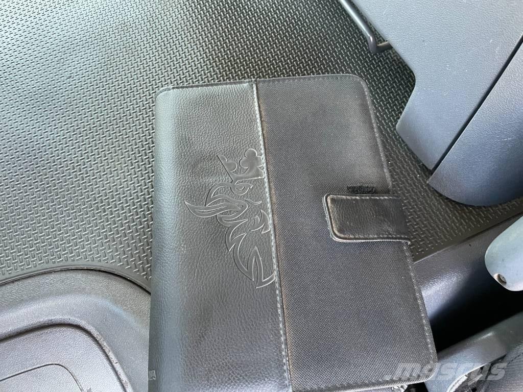 Scania Kobit ST6000H Rozstrekovače asfaltu