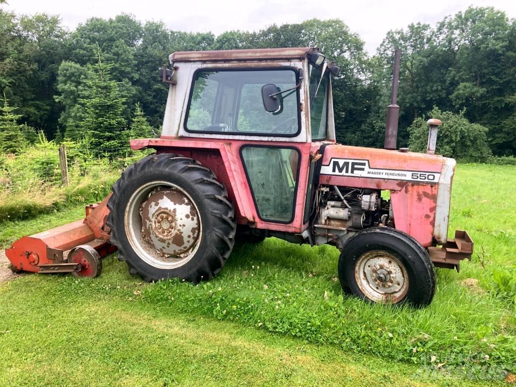 Massey Ferguson 550 Traktory
