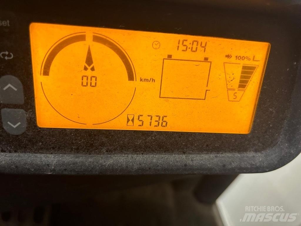 Jungheinrich EFG 215 Akumulátorové vozíky