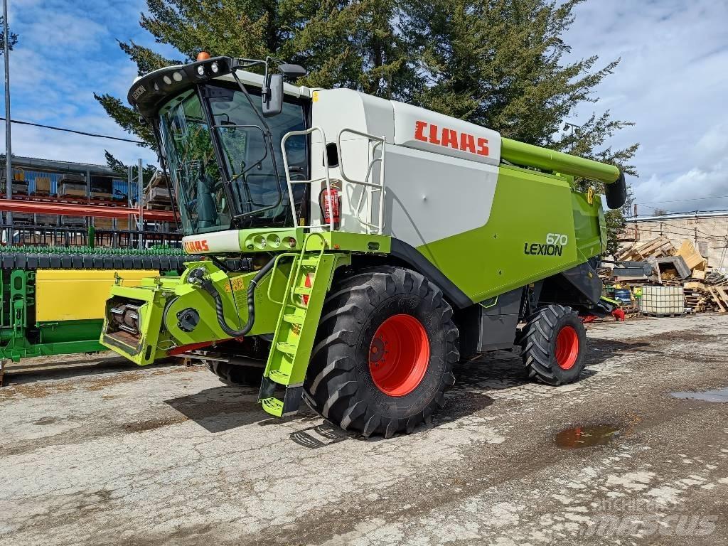 CLAAS Lexion 670 Kombinované zberacie stroje