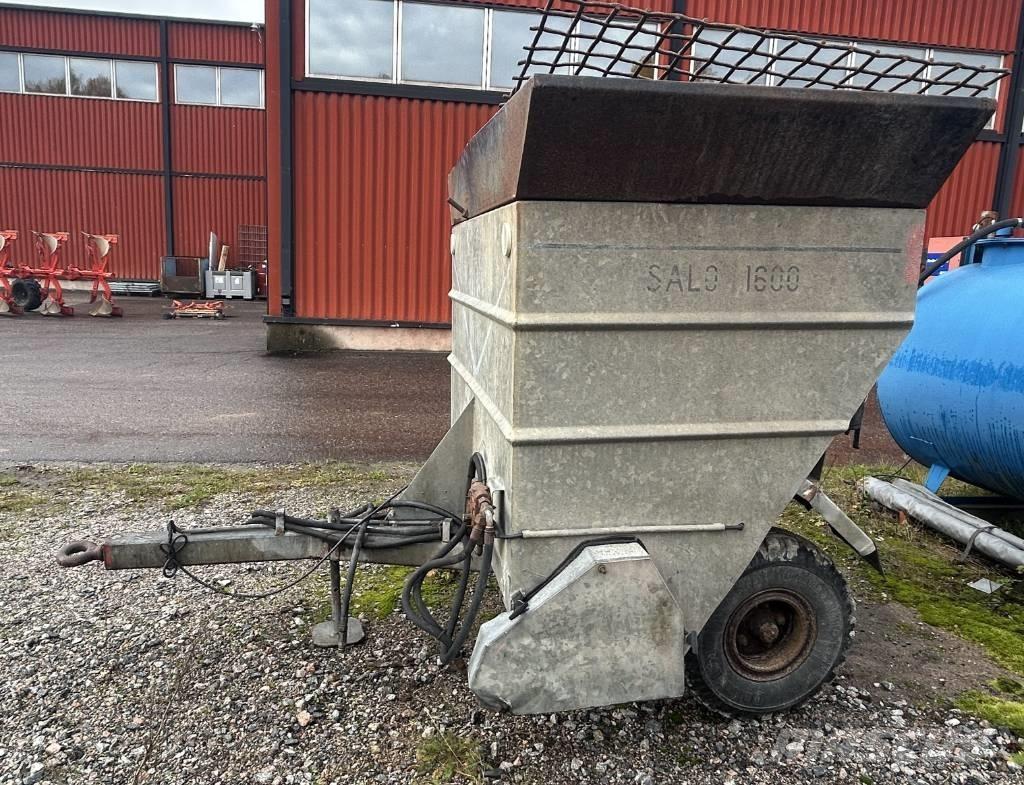 Salo 1600 Posýpače soli a piesku