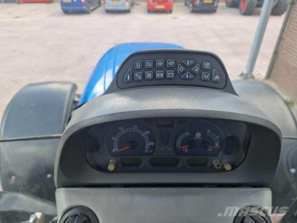 New Holland TS 135 A Traktory