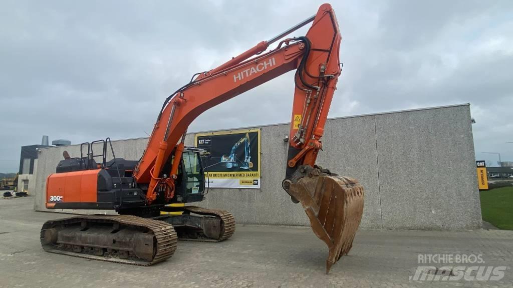 Hitachi ZX 300 LC-6 Pásové rýpadlá
