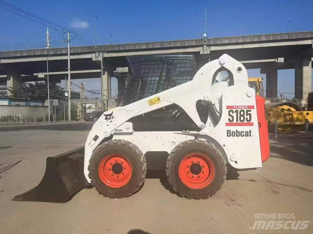 Bobcat S 130 Šmykom riadené nakladače