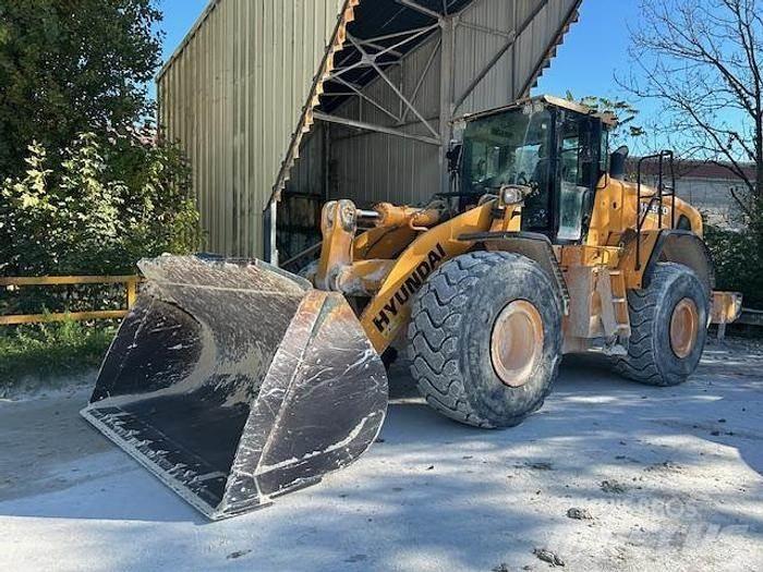 Hyundai HL970 Kolesové nakladače