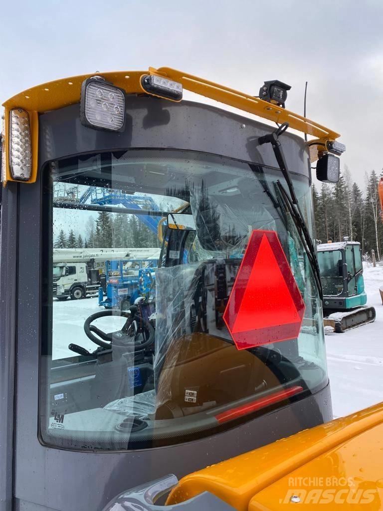 LM Trac 587 Úžitkové vozne