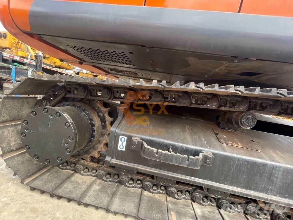 Hitachi ZX 240 HG Pásové rýpadlá