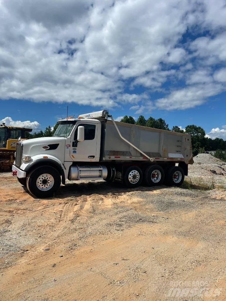 Peterbilt Dump Truck Sklápače