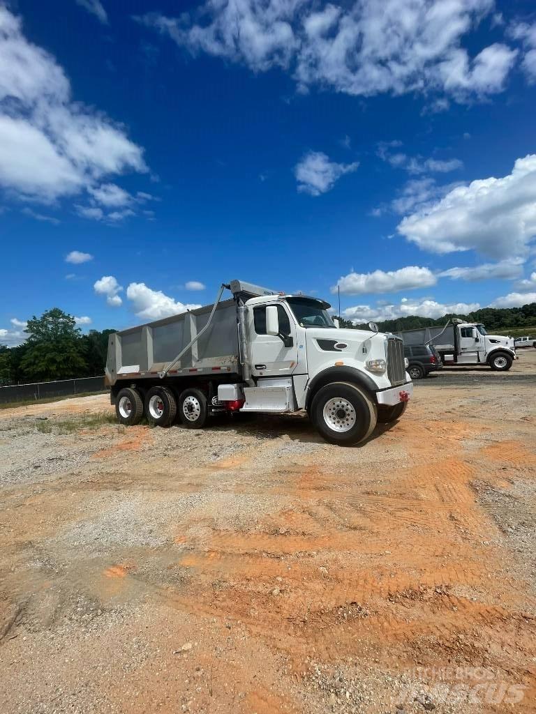 Peterbilt Dump Truck Sklápače