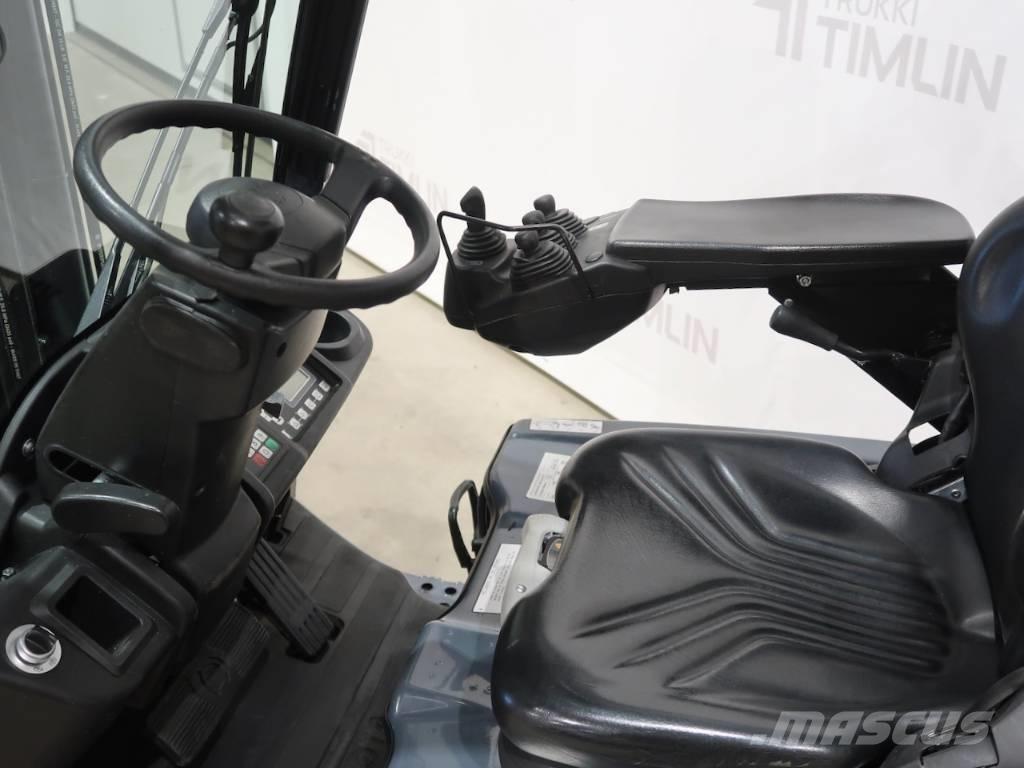 Toyota 8FBE20T Akumulátorové vozíky