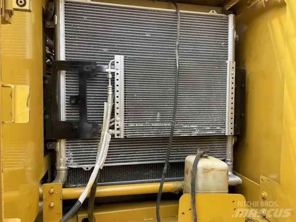 CAT 320C Pásové rýpadlá