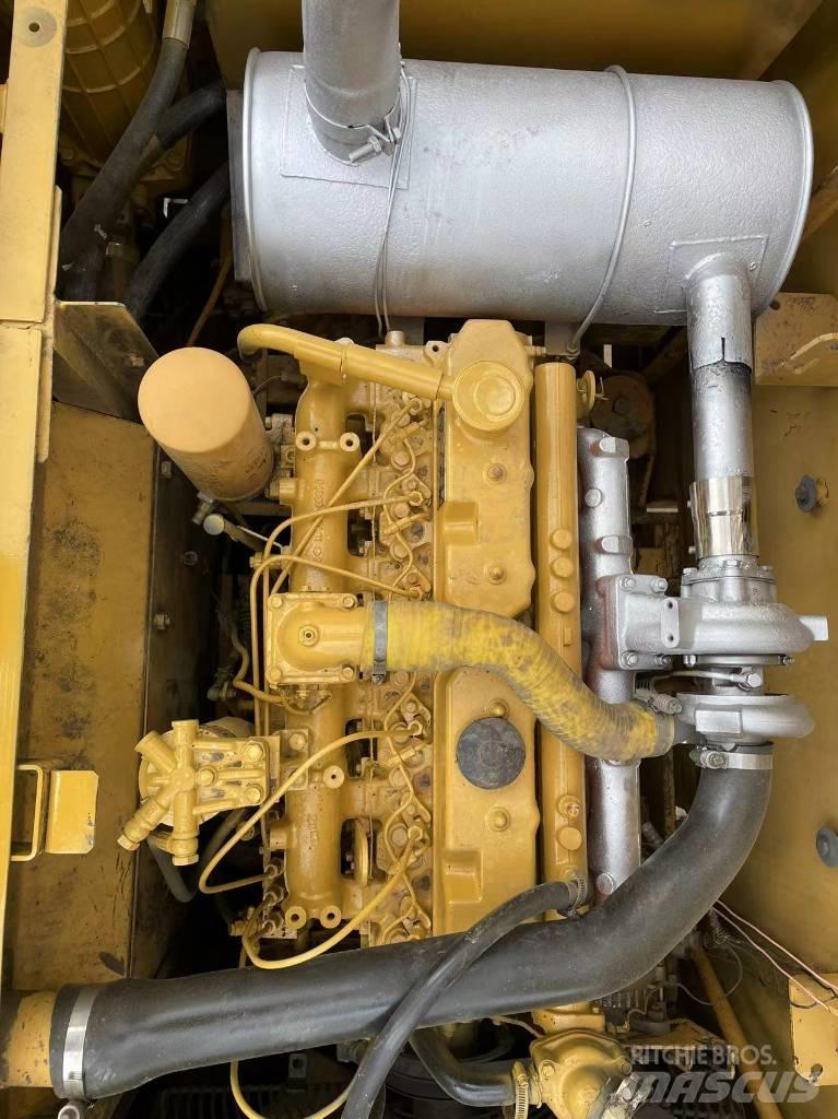 CAT 320C Pásové rýpadlá