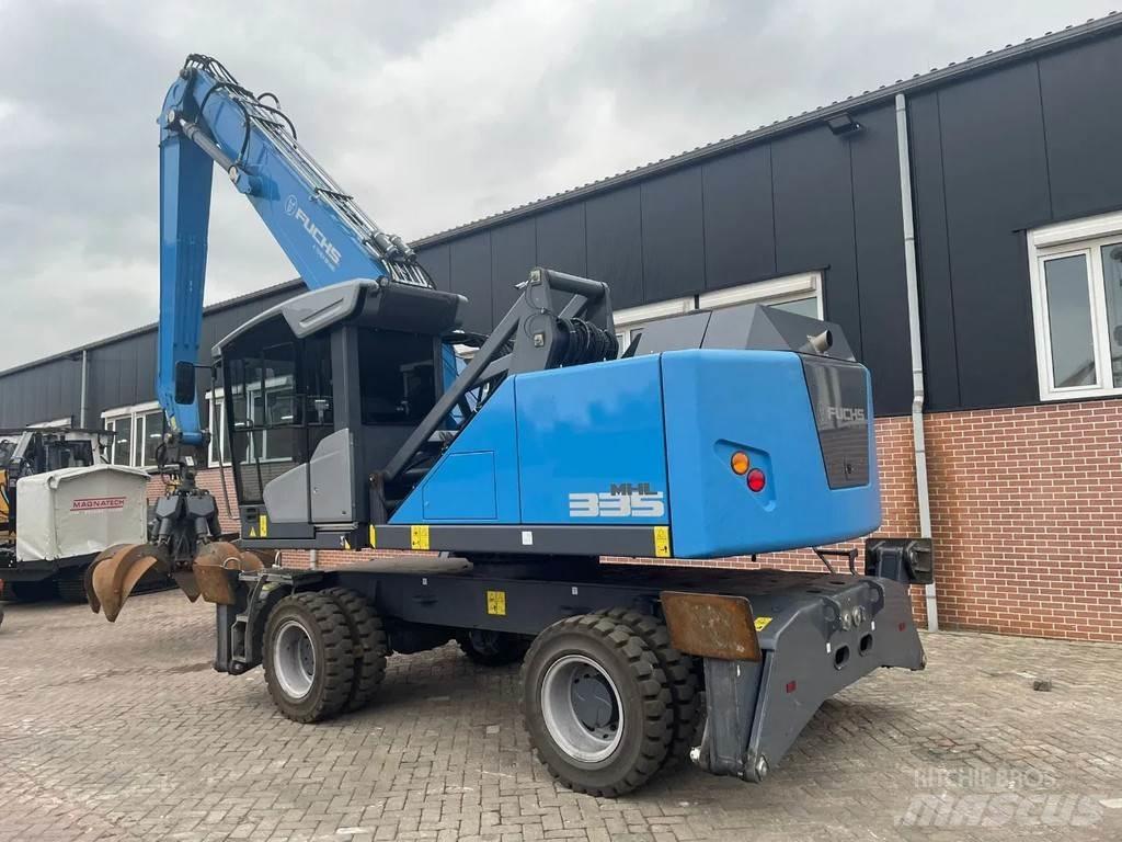 Fuchs MHL335 Kolesové rýpadlá