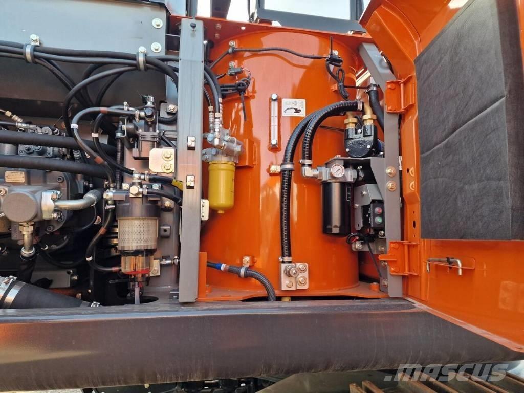 Hitachi ZX 350 H Pásové rýpadlá