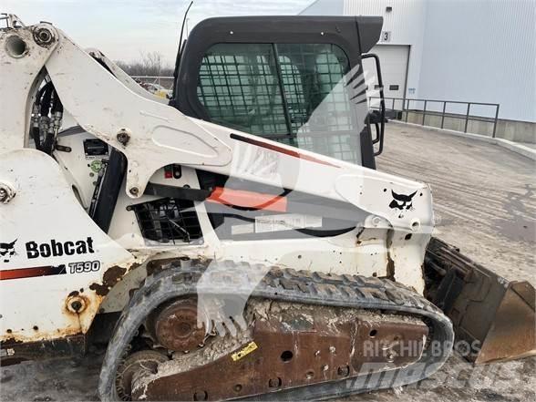 Bobcat T590 Šmykom riadené nakladače