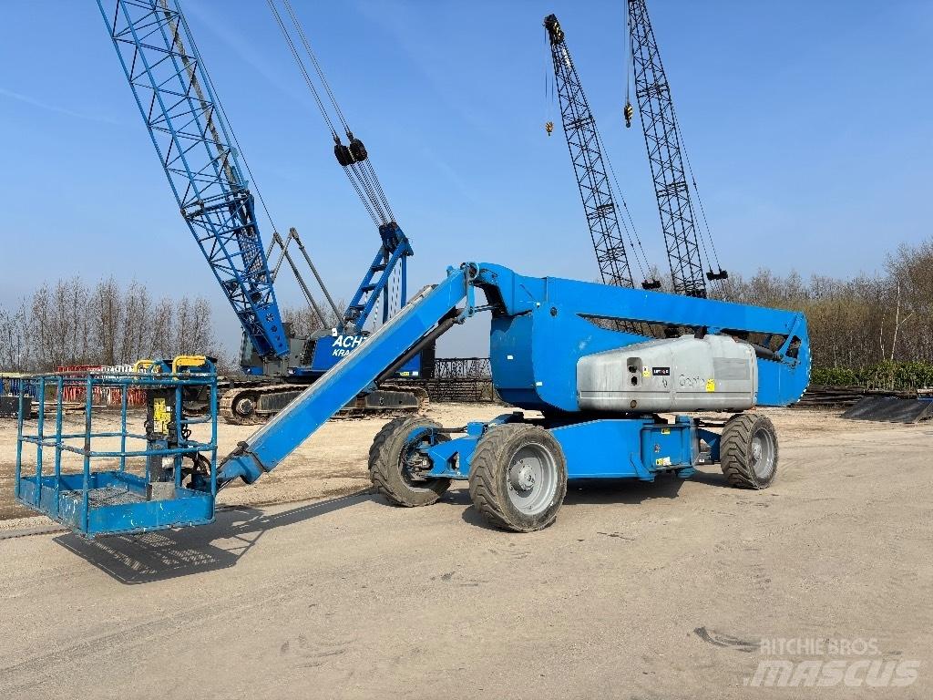 Genie Z 135/70 Kĺbové plošiny