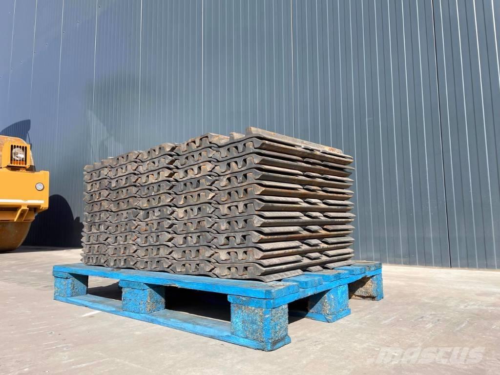 Fiat-Hitachi EX255 Pásy, reťaze a podvozok