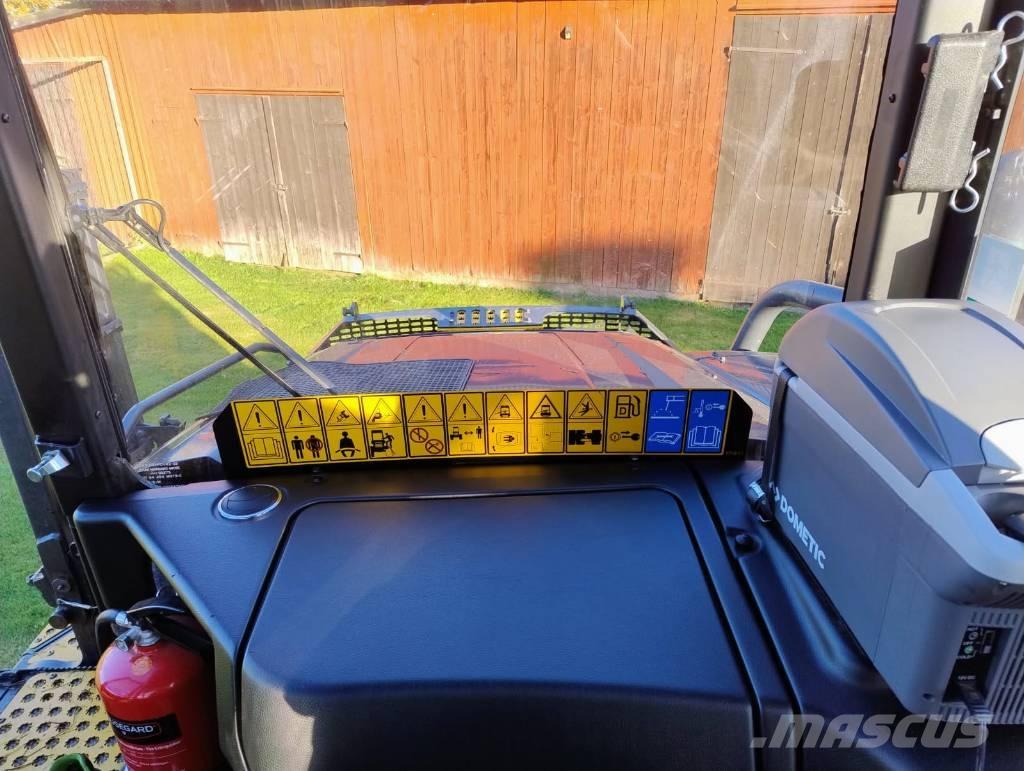 Ponsse Wisent Lesné traktory