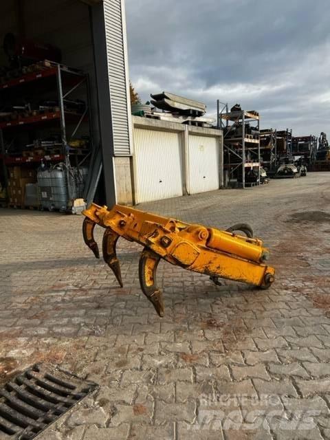 CAT Ripper CAT963C Pásové dozéry