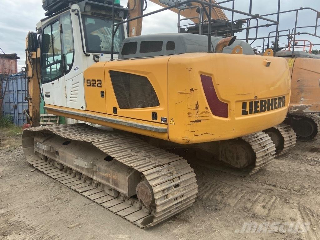 Liebherr R 922 Pásové rýpadlá
