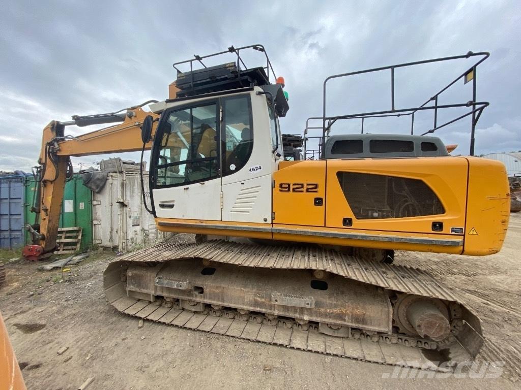 Liebherr R 922 Pásové rýpadlá