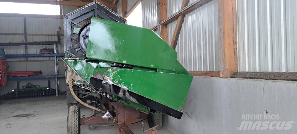 John Deere 2056HM Kombinované zberacie stroje