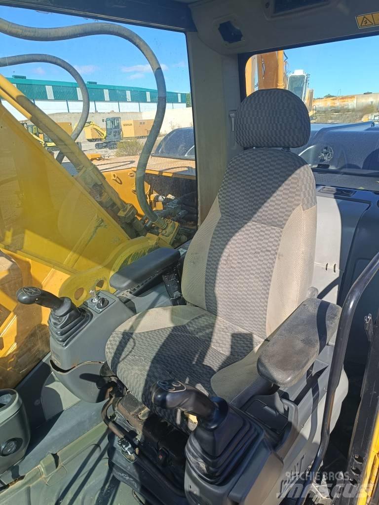 CAT 325 D Pásové rýpadlá