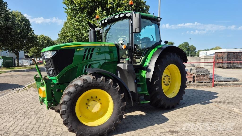 John Deere 6195 R Traktory