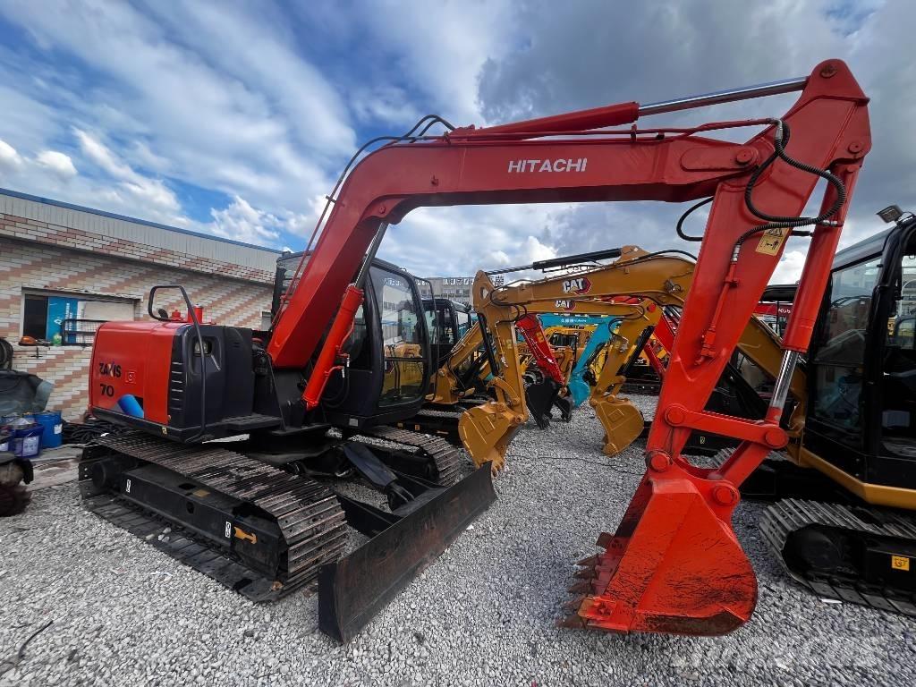 Hitachi ZX 70 Midi rýpadlá 7 t - 12 t