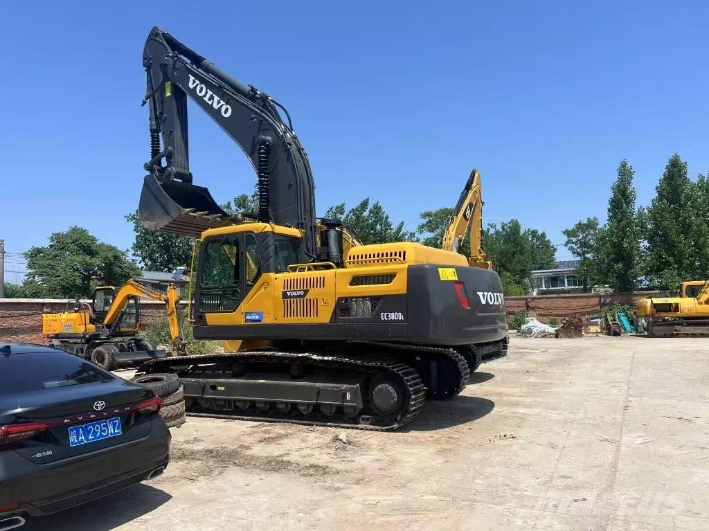 Volvo EC 380 Pásové rýpadlá
