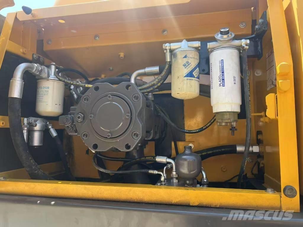 Volvo EC 380 Pásové rýpadlá