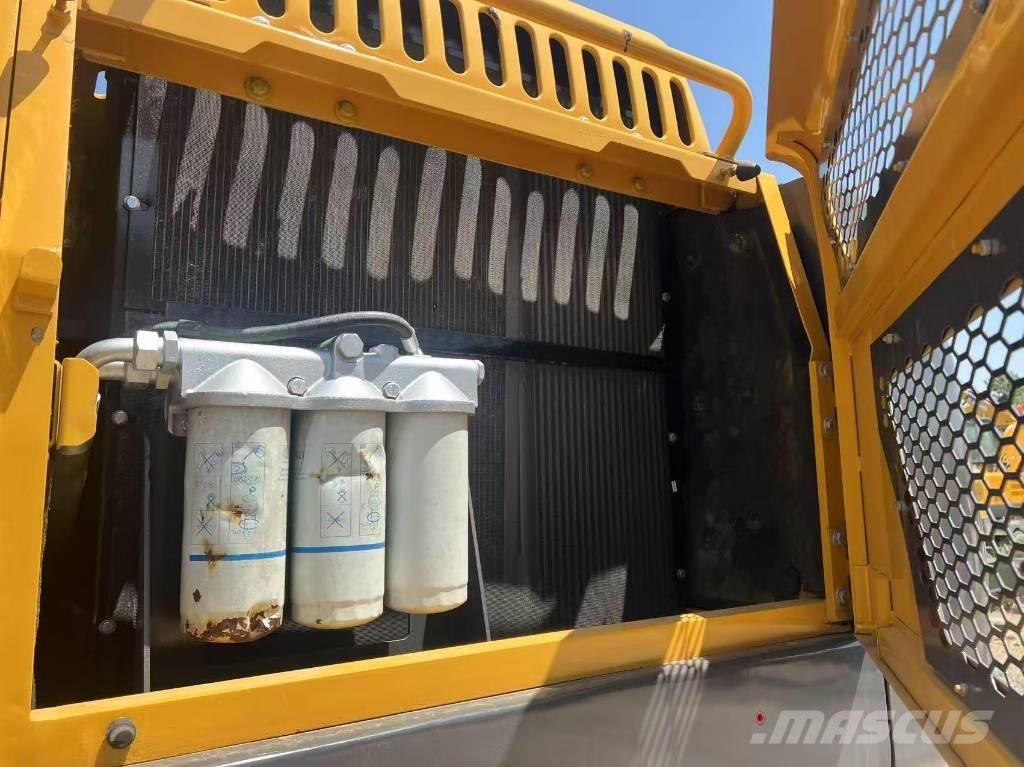 Volvo EC 380 Pásové rýpadlá