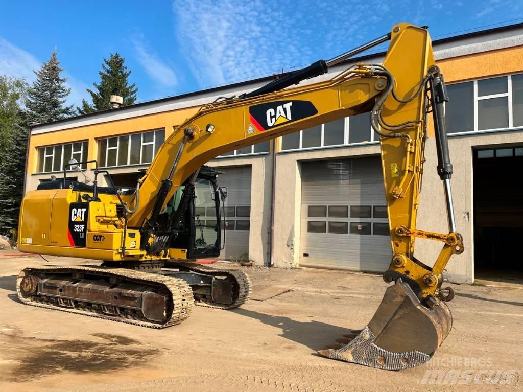 CAT 323 F LN Pásové rýpadlá