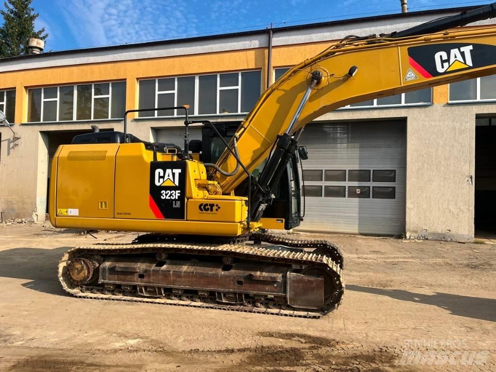CAT 323 F LN Pásové rýpadlá