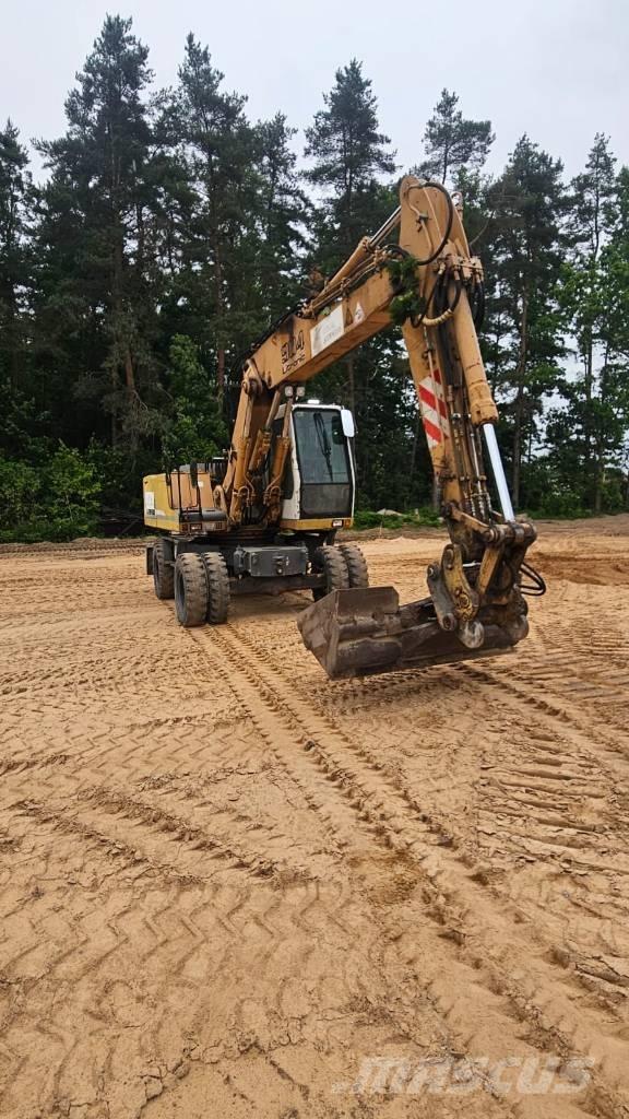 Liebherr 904 Kolesové rýpadlá