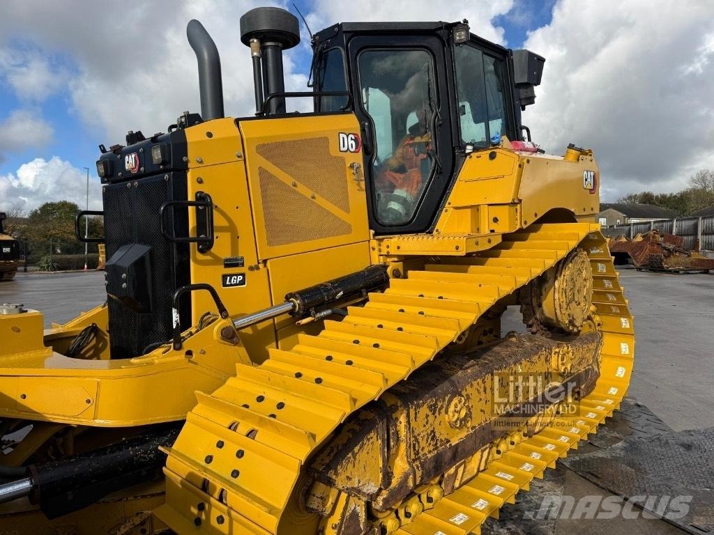 CAT D 6 LGP Pásové dozéry