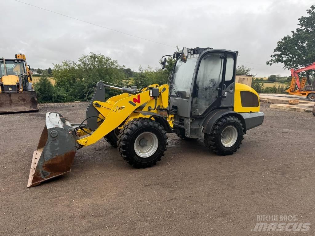 Wacker Neuson WL 44 Kolesové nakladače