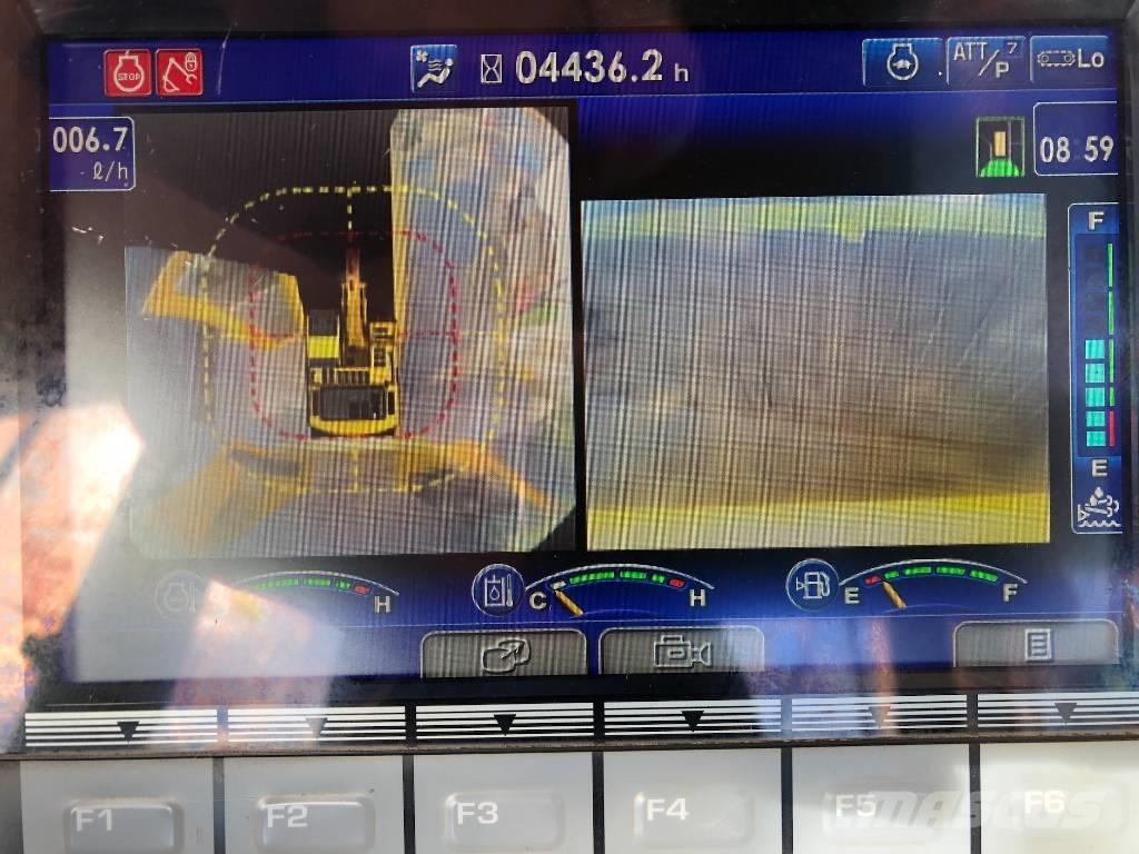 Komatsu PC210LC-11 Pásové rýpadlá