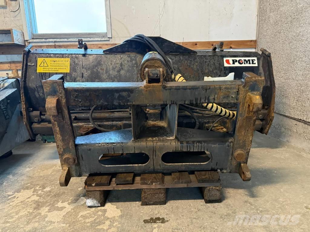 Pome Zoom 320 Kompaktné prídavné zariadenie pre traktory