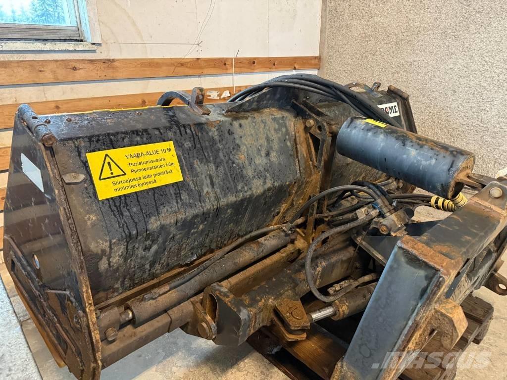 Pome Zoom 320 Kompaktné prídavné zariadenie pre traktory