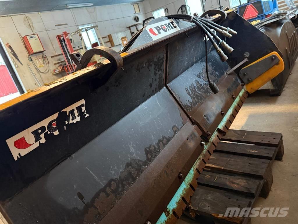 Pome Zoom 320 Kompaktné prídavné zariadenie pre traktory