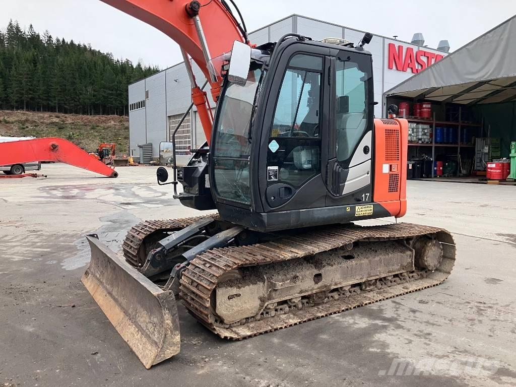Hitachi ZX 135 US-5 Pásové rýpadlá