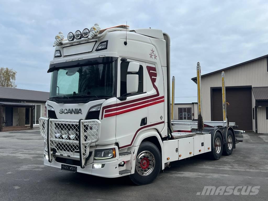 Scania R 730 B6X4NB Nákladné vozidlá na prepravu dreva