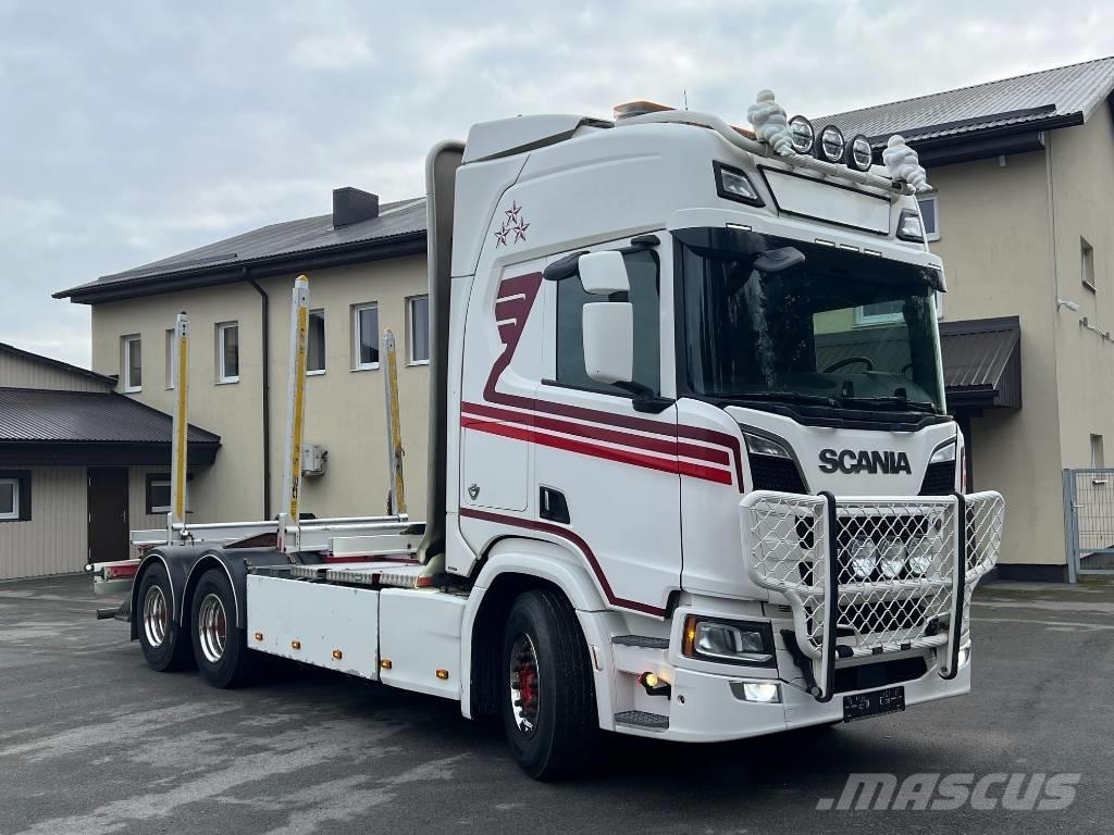 Scania R 730 B6X4NB Nákladné vozidlá na prepravu dreva